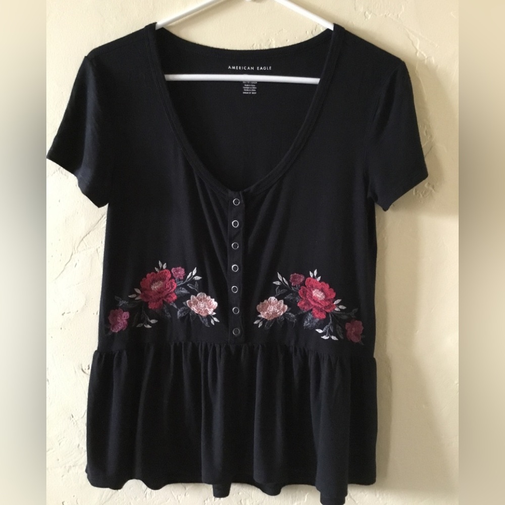 Aerie V-Neck Floral Shirt Top Size Small